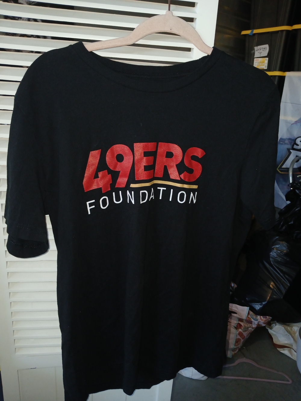 San Francisco 49ers Foundation Educate Empower Graphic Tee Black L